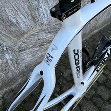 Carica l&#39;immagine nel visualizzatore di Gallery, Pinarello Dogma 60.1
