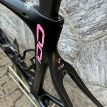 Carica l&#39;immagine nel visualizzatore di Gallery, Pinarello Dogma F100 Limited Edition
