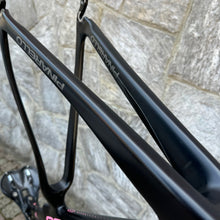 Carica l&#39;immagine nel visualizzatore di Gallery, Pinarello Dogma F100 Limited Edition
